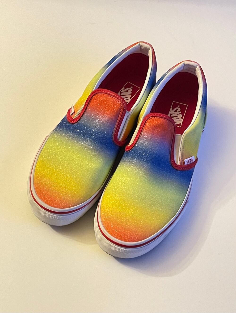 Vans Rainbow Glitter Classic Slip-on Kids Shoe size 6 Skate Shoes